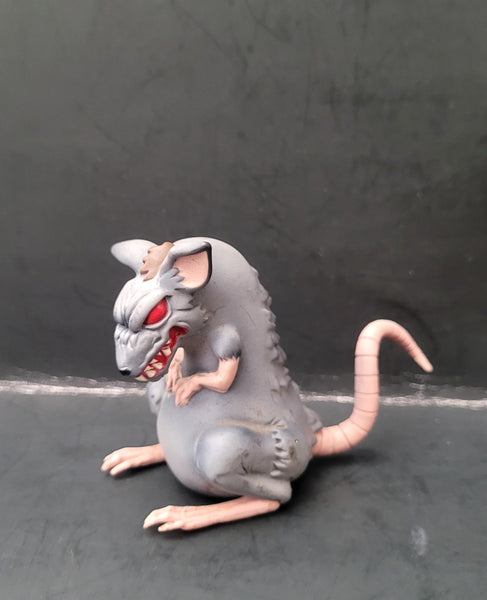 Living Dead Doll, Hush.